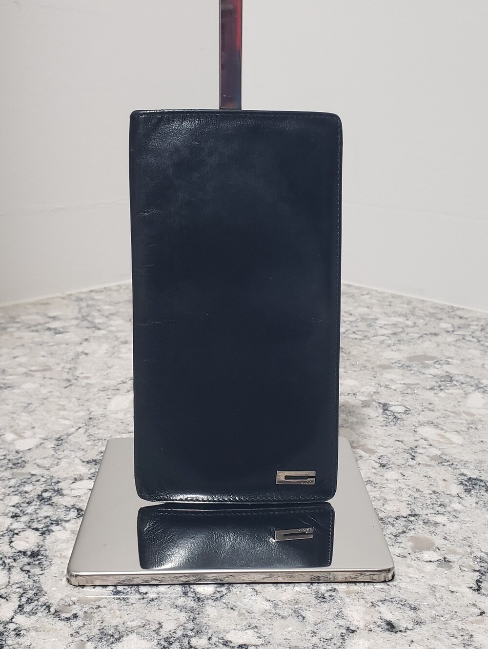 Gucci Vintage Black Long Slim Leather Bifold Wallet